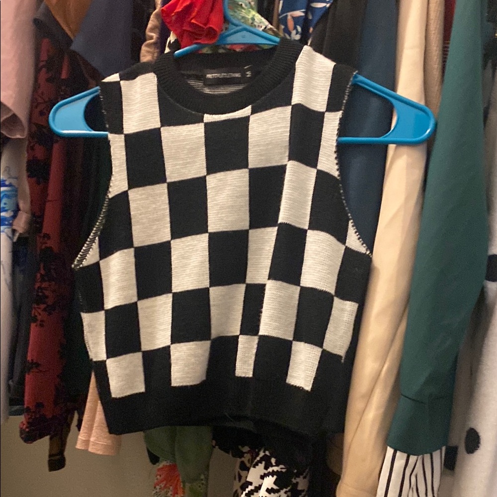PrettyLittleThing Black and White Checkered Crop Top